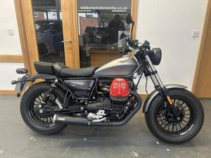 MOTO GUZZI V9 BOBBER, LOVELY CONDITION WITH ONLY 1858 MILES!!! 2019