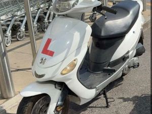 PEUGEOT, V CLIC, 2014, 49 (CC)