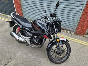 HONDA CB125F NAKED PETROL MANUAL EURO 4 (11 PS) 125 CC