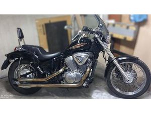 VENDO HONDA VT 600 C SHADOW (1989 - 02) USATA A TORINO (CODICE 9889945) - MOTO.IT