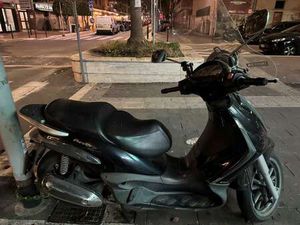 PIAGGIO BEVERLY 250 BEVERLY 250 TOURER IE NERO