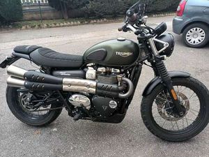 TRIUMPH STREET SCRAMBLER 900 VERDE