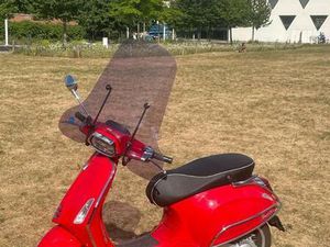 ② VESPA SPRINT B-KLASSE 45 KM/H 300 KILOMETER