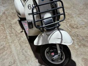 PIAGGIO VESPA P80X MIT MALLOSI 139 CCM