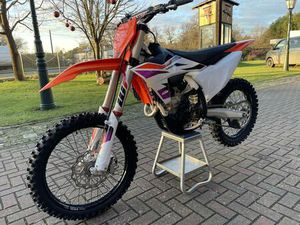 KTM 250 SX-F SXF250 MODELL 2024