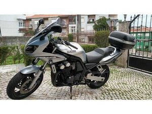 YAMAHA FAZER 600 DE 2002 RIO DE MOURO