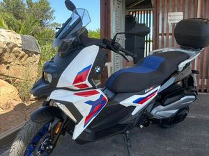 BMW C400X SPORT BRANCA E AZUL ALCABIDECHE