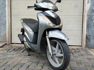 HONDA SH 125 CC CINZA PONTINHA E FAMÕES