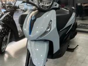 PIAGGIO BEVERLY 400 S HPE SOLO 1900KM - 2025