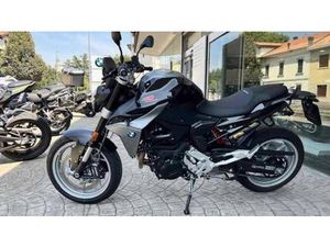 VENDO BMW F 900 R (2021 - 24) USATA A SARONNO (CODICE 9890373) - MOTO.IT