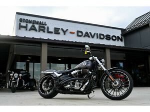 2017 SOFTAIL® BREAKOUT®