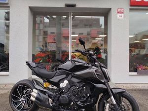 DUCATI DIAVEL V4, 1. MAJITEL, ČR, TOVÁRNÍ ZÁRUKA, -DPH, VÝBA