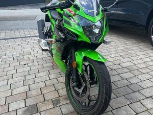 KAWASAKI NINJA 125
