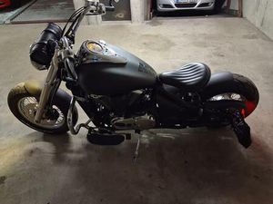 KAWASAKI VN 900 CLASSIC