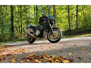 KAWASAKI ZRX 1100 REIFEN NUR WENIGE KM GEFAHREN