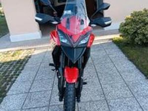 MOTO MORINI X-CAPE 650 - 2022 GOLD WHEELS