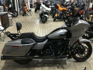 2023 HARLEY-DAVIDSON® CVO™ ROAD GLIDE® DARK PLATINUM W/PINSTRIPE