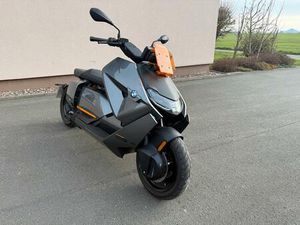 BMW CE 04 MOTORRADROLLER