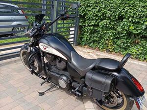 MOTOCYKL VICTORY HIGH BALL JASIN