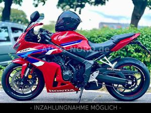 HONDA CBR650R GRAND PRIX RED *2900KM*S-HEFT*I.HAND*