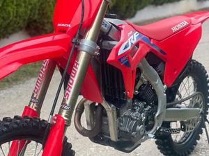 HONDA CRF 250 BJ.2023 NEUZUSTAND WEIHNACHTSANGEBOT