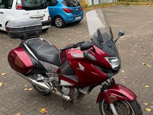HONDA NT700V DEAUVILLE – TOURER MIT ABS, KOFFERN & HEIZGRIFFEN