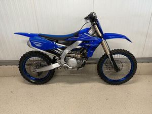 YAMAHA YZ 450 F 450 WIE NEU