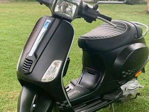 MOPED VESPA SPRINT S 50 CCM SCHWARZ MATT