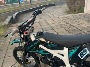 125 CC DIRTBIKE / PITBIKE – 4-TAKT POWER, 4 GÄNGE