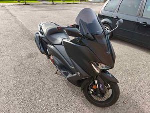 YAMAHA - T-MAX 560