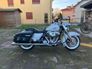 HARLEY DAVIDSON ROAD KING 103