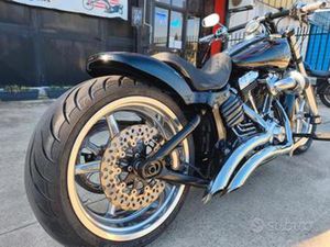 HARLEY-DAVIDSON SOFTAIL BREAKOUT - 2009