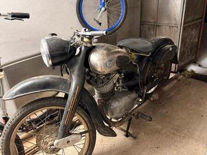 OLDTIMER NSU LUX 200 MOTORRAD