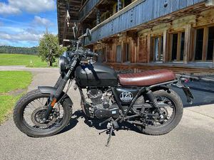 NEUWERTIGE BRIXTON CROMWELL BX 125 IN SCHWARZ CANTON BERNE -