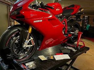 DUCATI SP 1198 IN ORIGINAL CANTON BASEL-LANDSCHAFT -