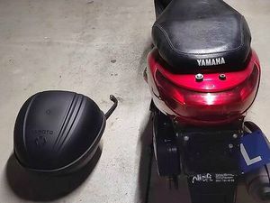 YAMAHA VITY 125 DEFEKT CANTON ZURICH -