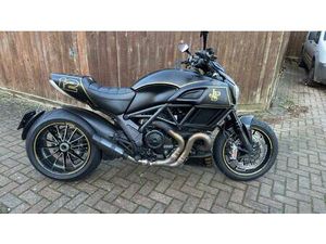 DUCATI DIAVEL 1198 DIESEL CUSTOM CRUISER PETROL MANUAL EURO 4 (152 PS) 1198 CC