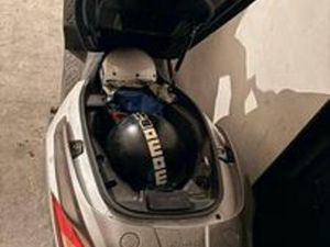 SCOOTER KYMCO 200I DOWTOWN