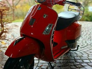 VESPA GTS 125 SUPER SPORT