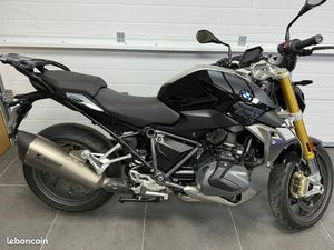 BMW R1250R TRIPLE BLACK FINITION PRO +AKRAPOVIC