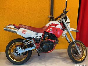 VENDS YAMAHA XT 600