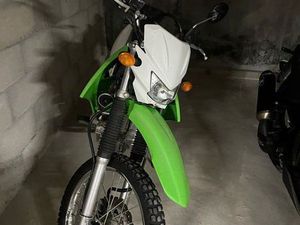 KAWASAKI KLX 125 – 2017 – 10 105 KM