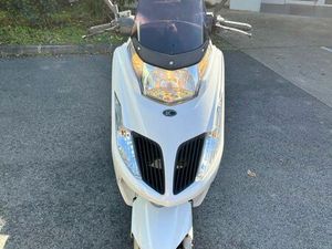 SCOOTER 50 CM³ KYMCO DINK