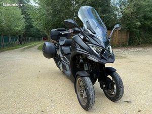 KYMCO CV3 FULLBLACK