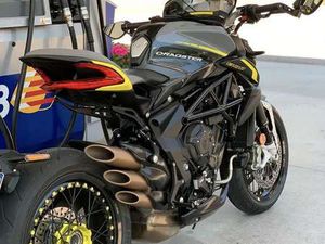 MV AGUSTA DRAGSTER 800 RR