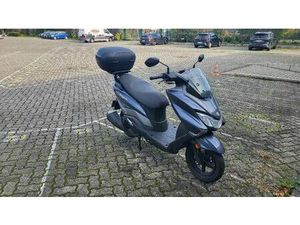 SUZUKI BURGMAN STREET 125