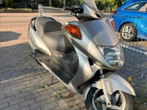 HONDA FES 125 PANTHEON