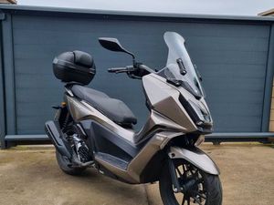 KYMCO SKYTOWN 125 2025