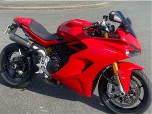 À VENDRE DUCATI 939S