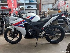 ⚪◊ HONDA CBR - MOTO 125 CC - 2013 - 7229 KM - 2500 - DISPONIBLE MAINTENANT◊⚪